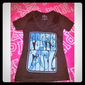 Cute Supergirl Graphic Tee Never Worn size M.